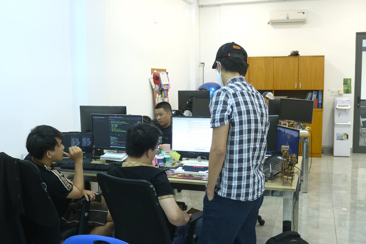Team collaboration 2.jpg